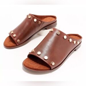 NEW IN BOX Kelsi Dagger Reef Sandals in Peanut